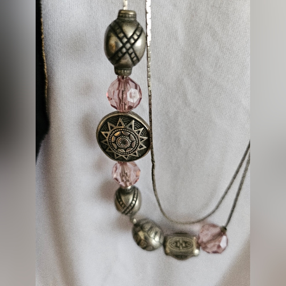 Long Textured Pearlescent Pink Bead Nacklace with Silver Tone Sun Detail☀️